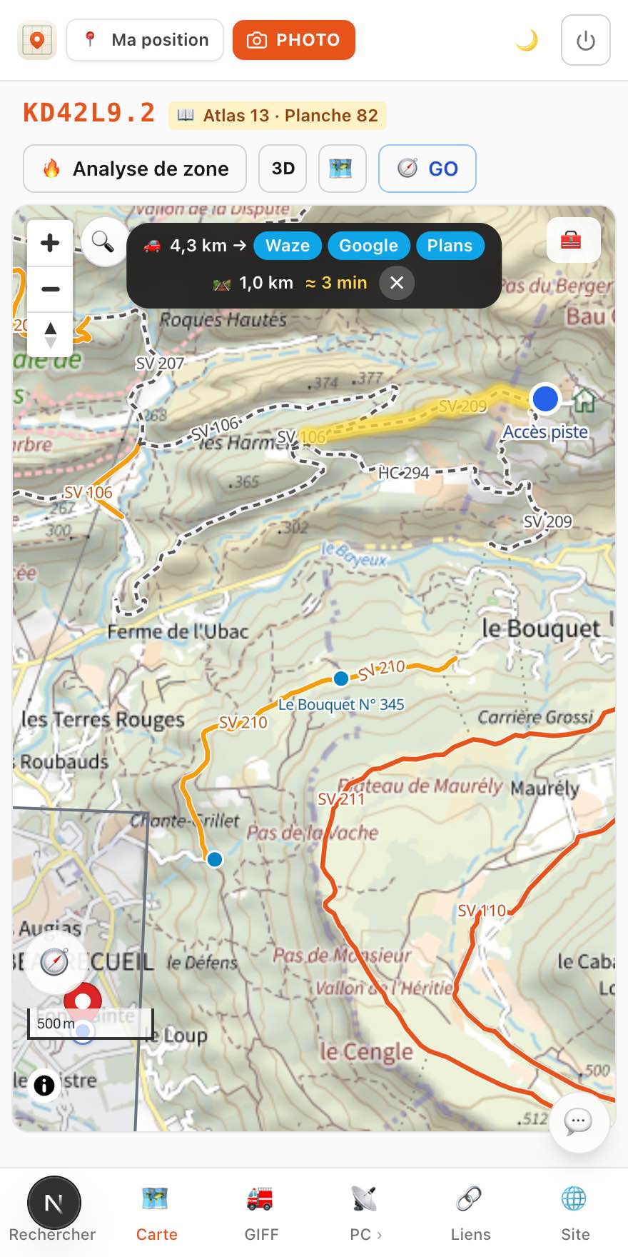 Itinéraire par les pistes : surbrillance jaune et repère Accès piste